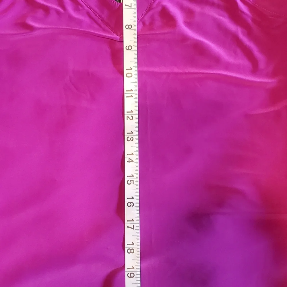 Womens size M sleeveless fuscia lightweight strappy top very cute - Picture 12 of 12